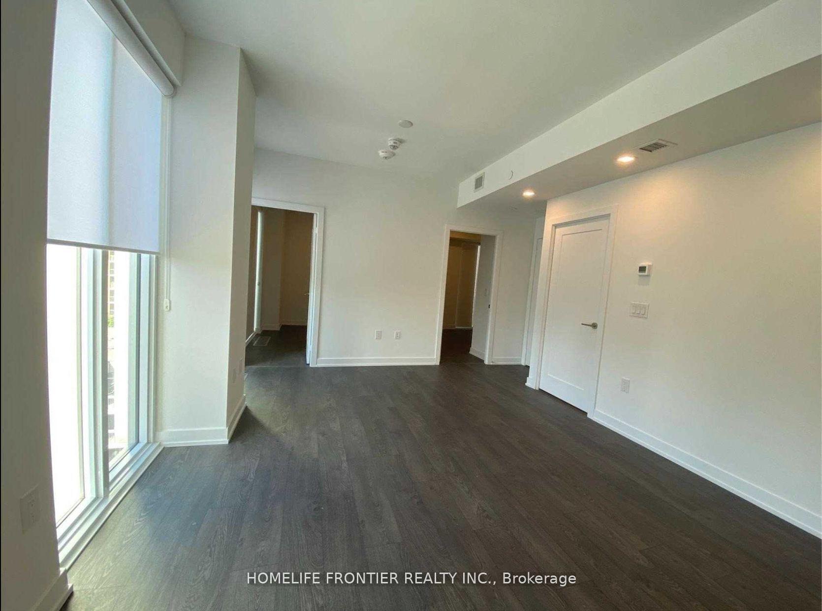 50 Mccaul Street 1005 #1005 — photo 1