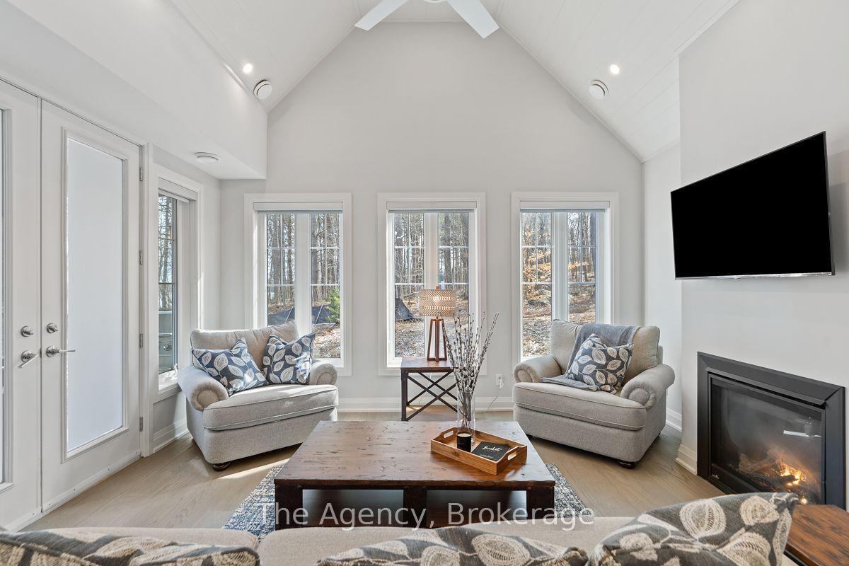2054 Peninsula Road 39 #39, Muskoka Lakes — Detached for sale, photo 1