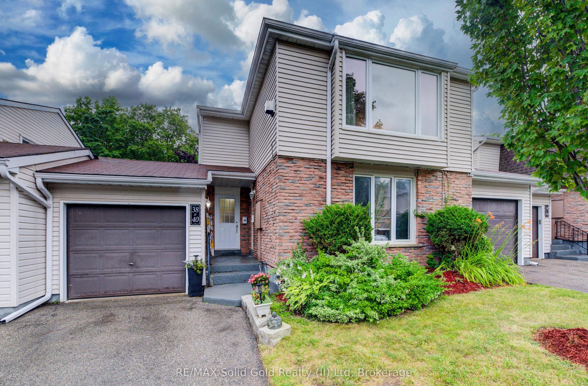 175 Elm Ridge Drive 38 #38, Kitchener — Condo Town for sale, photo 1