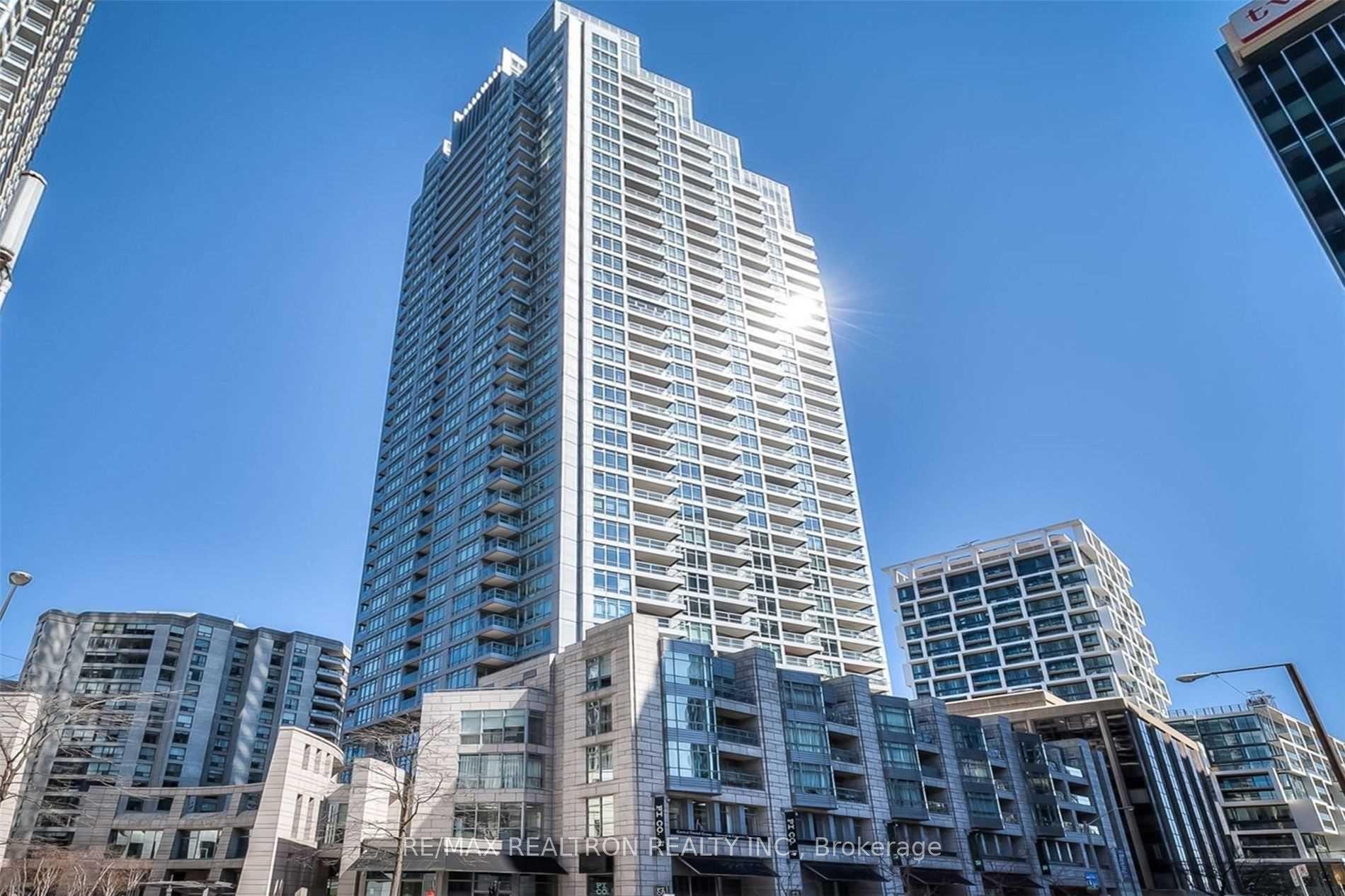 2181 Yonge Street 2001 #2001 — photo 1