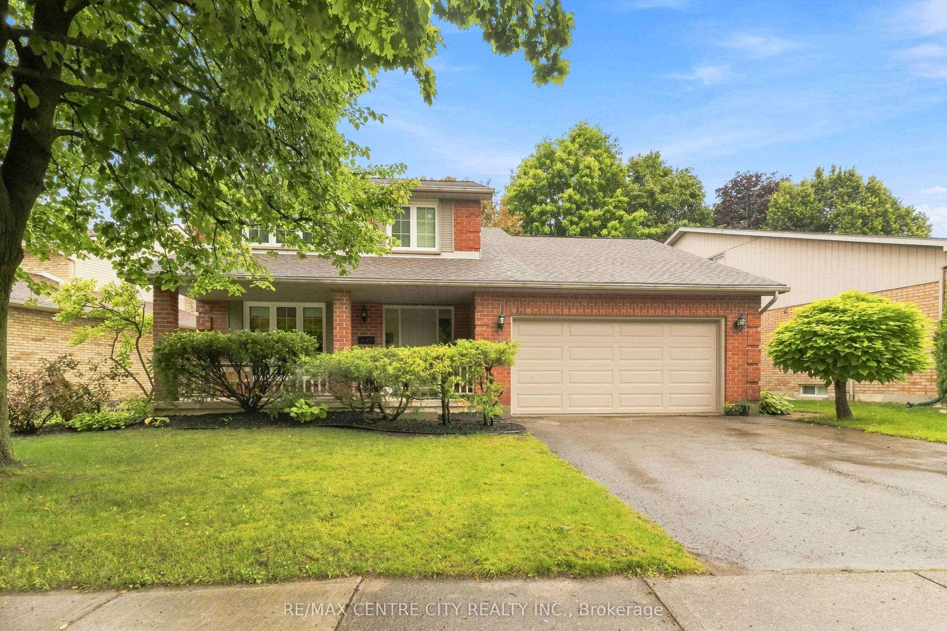 194 Whisperwood Avenue, London South — Detached for sale, photo 1
