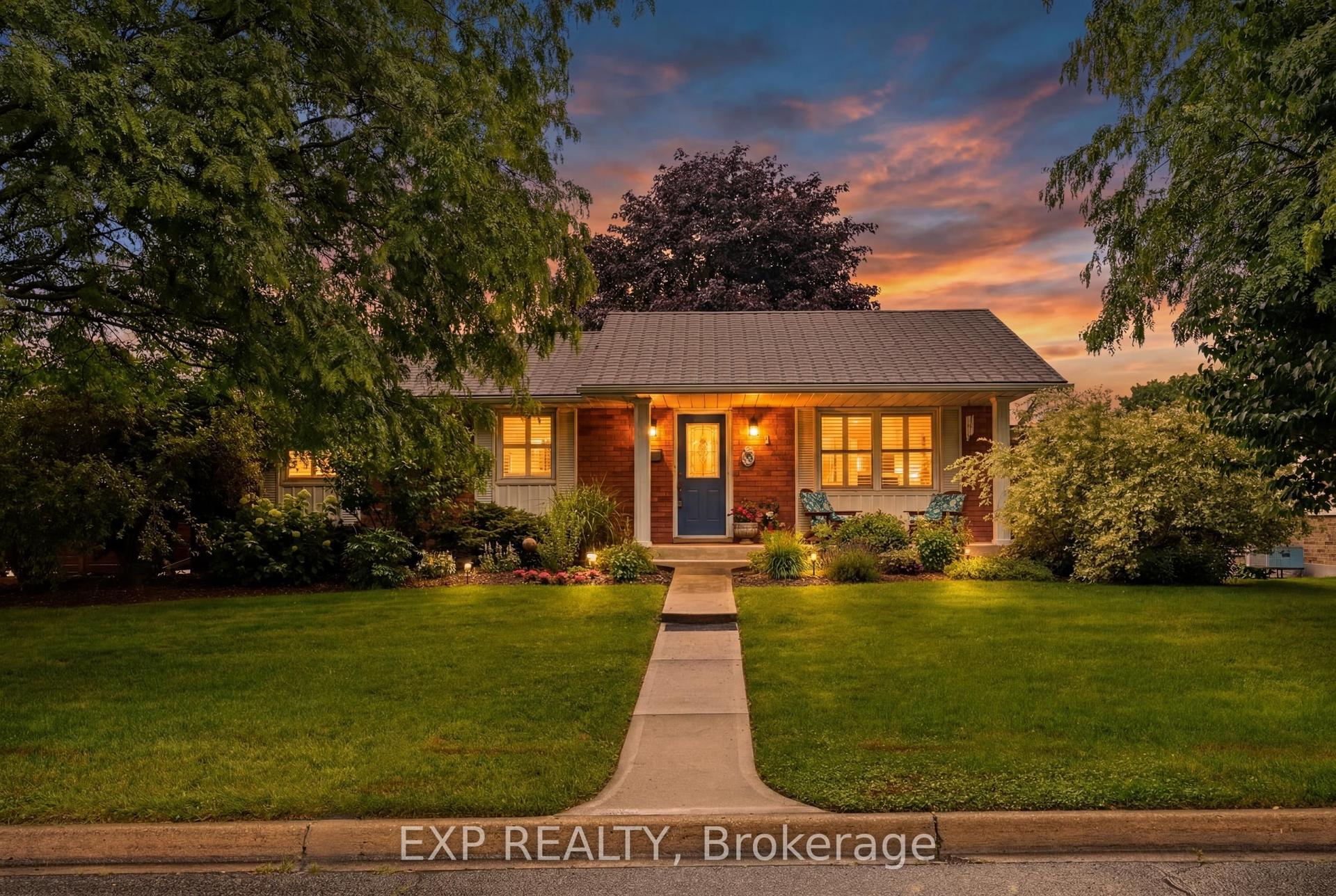 5 Brant Street, Norfolk — Detached for sale, photo 1