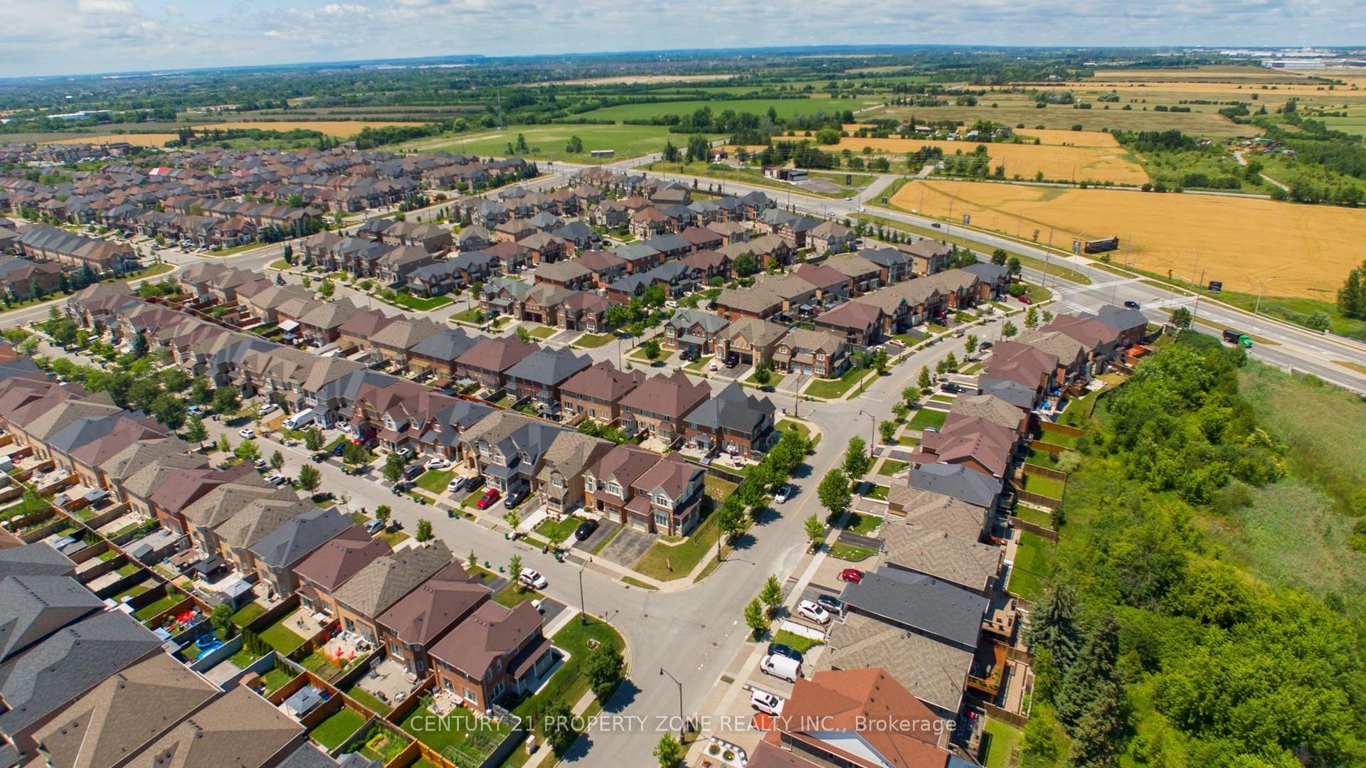 30 Apple Valley Way Drive, Brampton — Detached for sale, photo 1