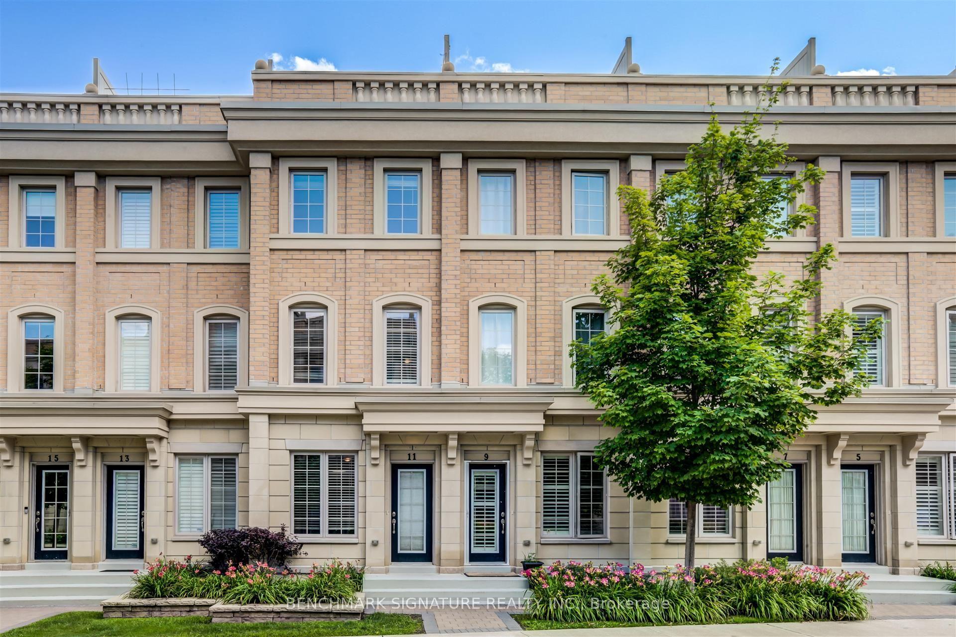 11 Hargrave Lane, Toronto — Condo Town for lease, photo 1