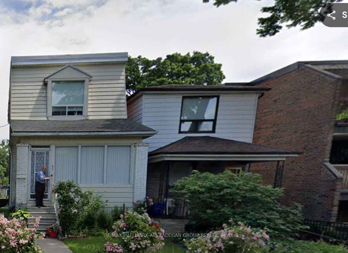 43 Eaton Avenue — photo 1