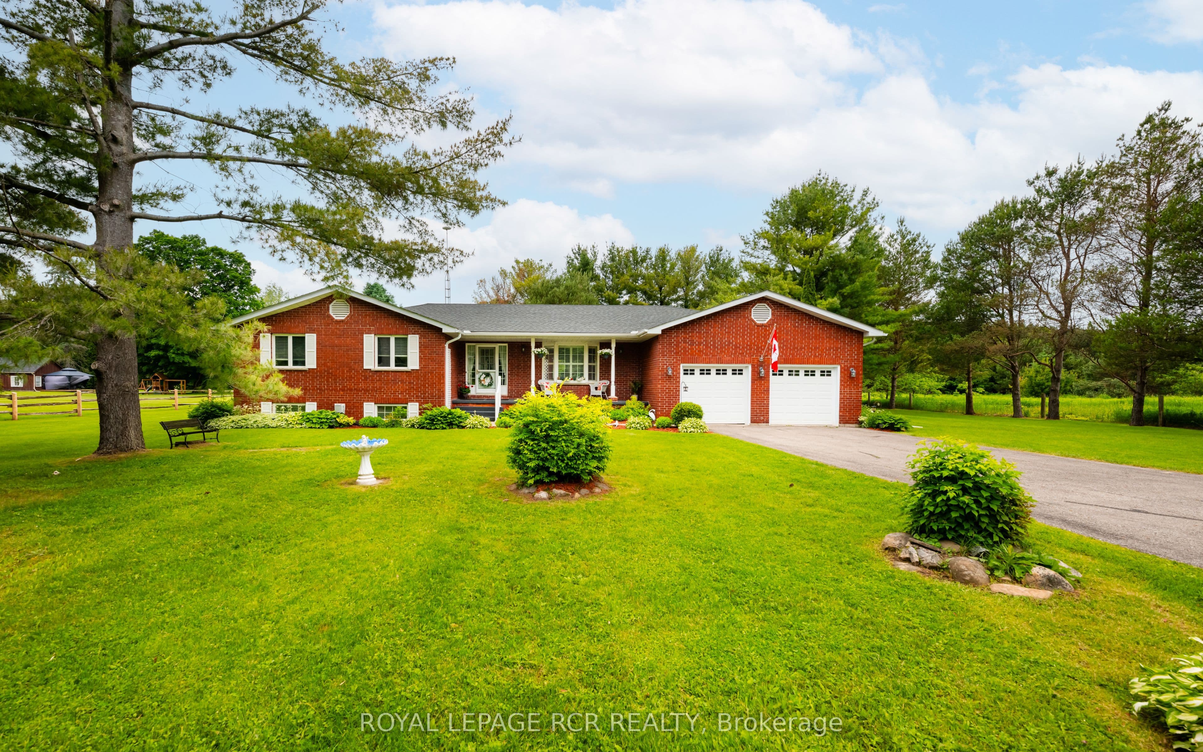 2534 Highpoint Side Road — photo 1