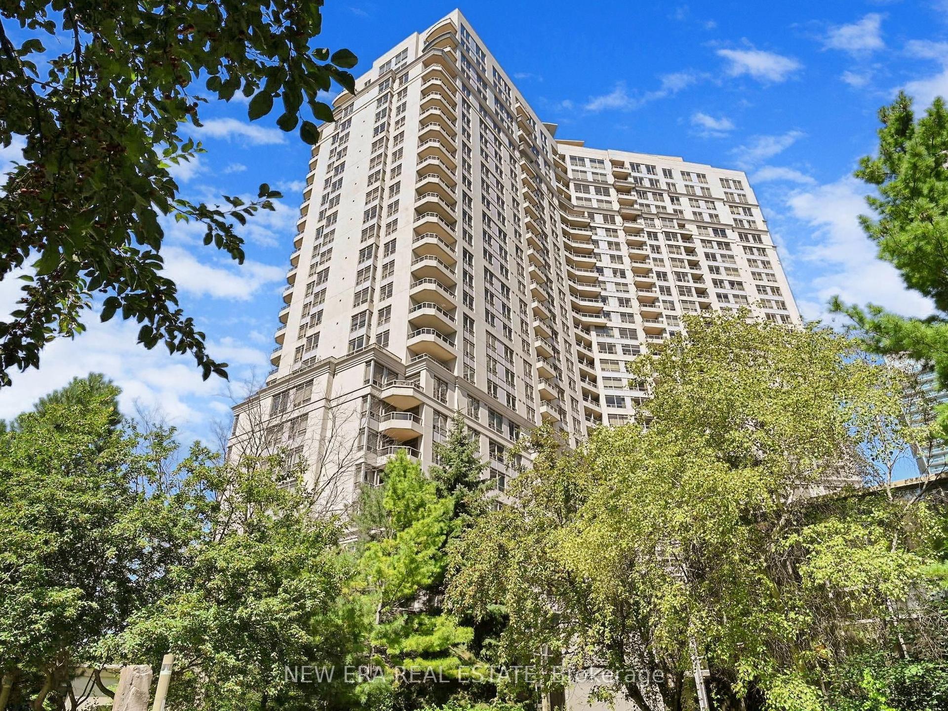 3888 Duke Of York Boulevard 923 #923 — photo 1