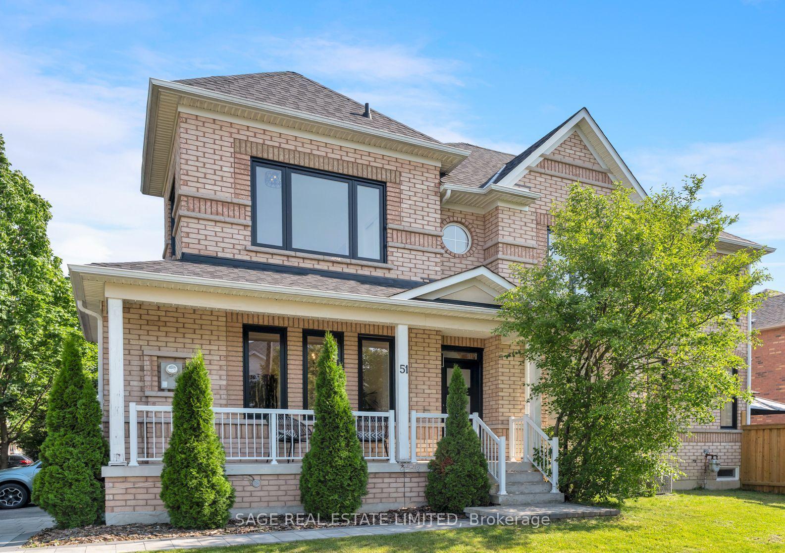 51 Pedersen Drive, Aurora — Townhouse for sale, photo 1