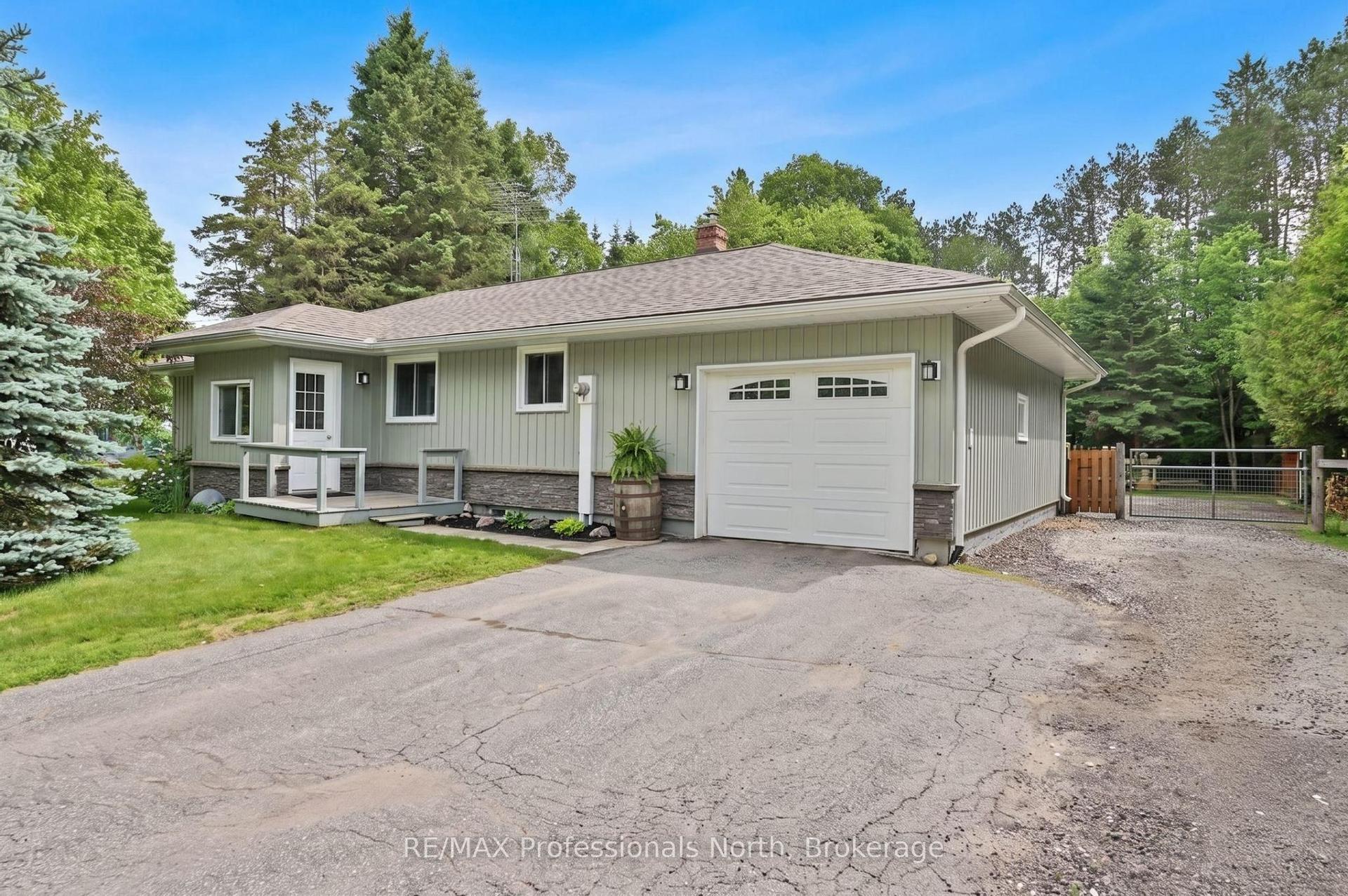 12 Stouffer Street, Minden Hills — Detached for sale, photo 1