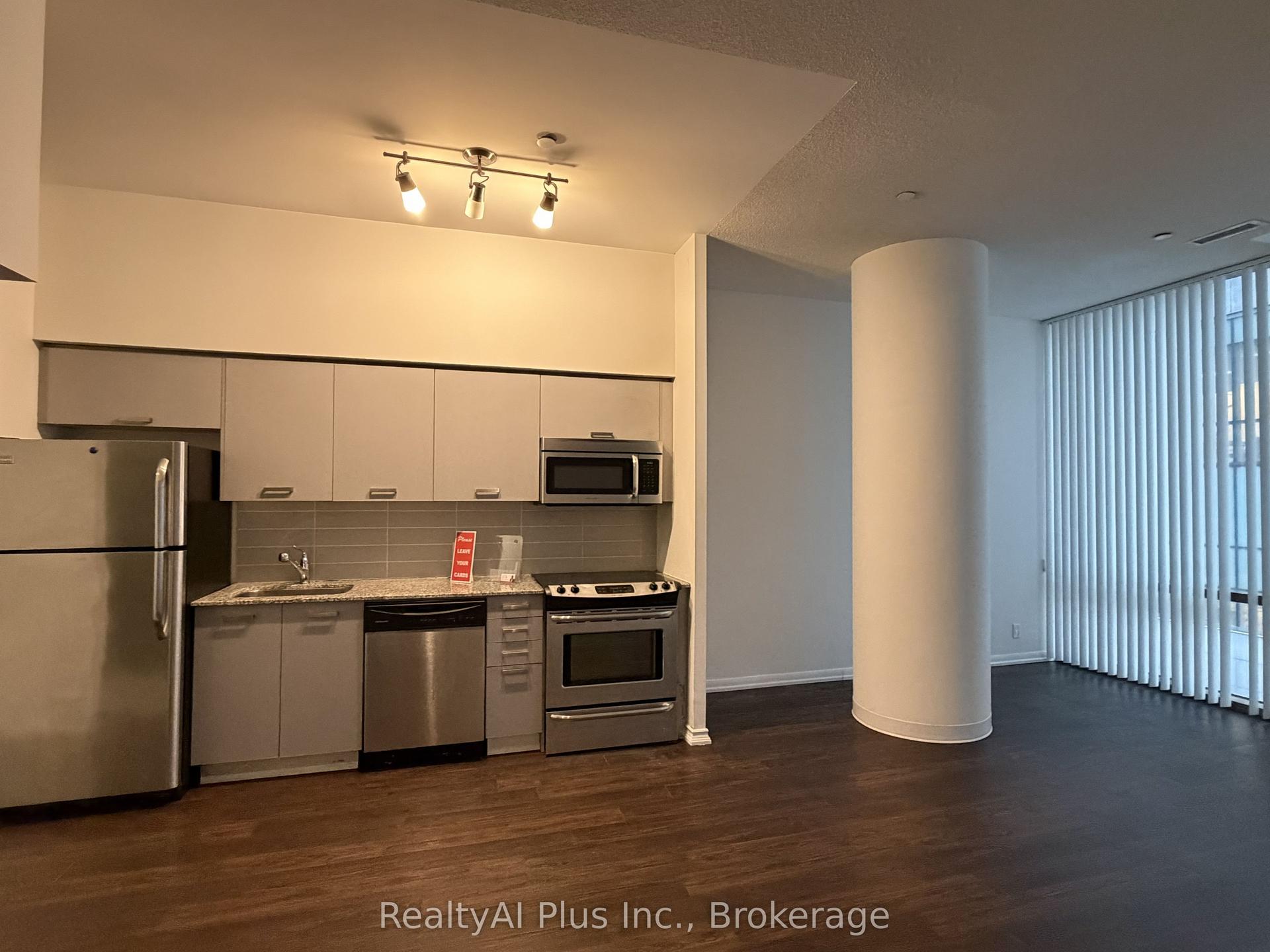 832 Bay Street 213 #213, Toronto — Condo for lease, photo 1