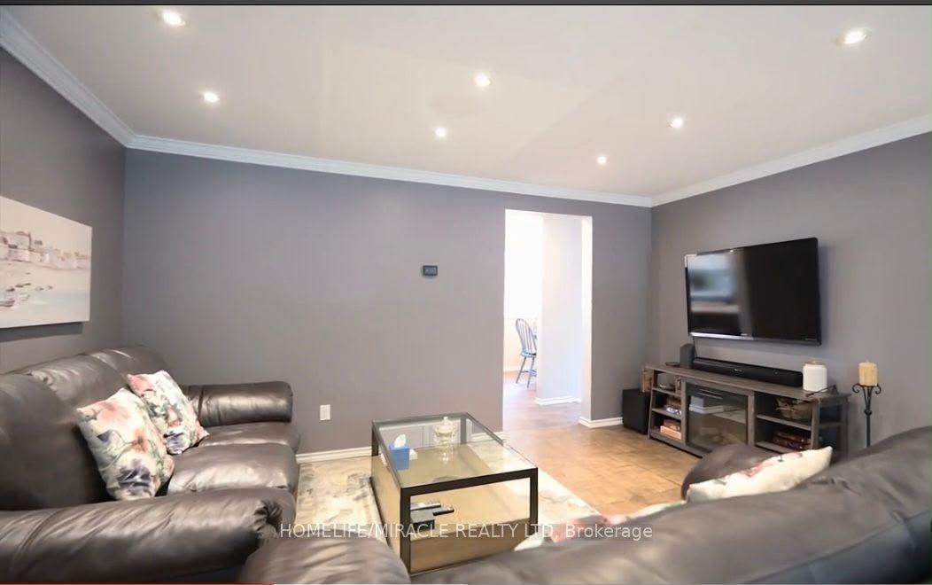 142 Hillmer Road, Cambridge — Semi-Detached for lease, photo 1