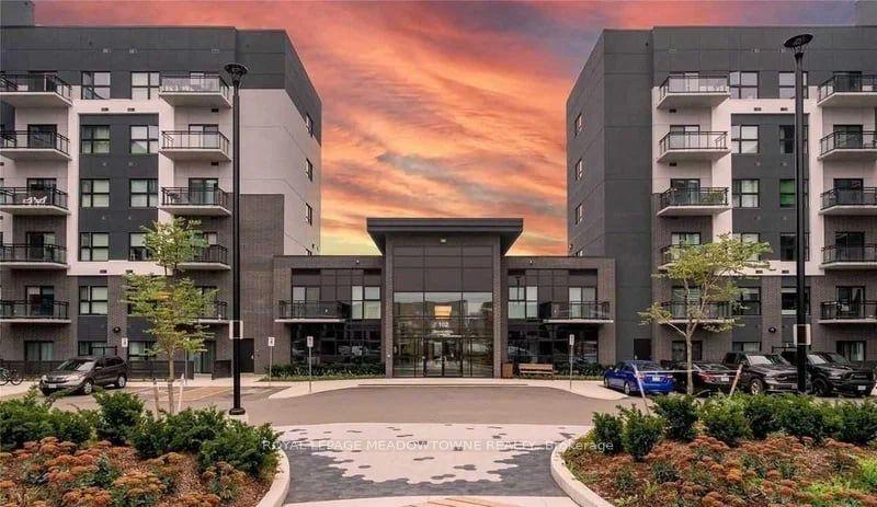 102 Grovewood Common 207 #207 — photo 1