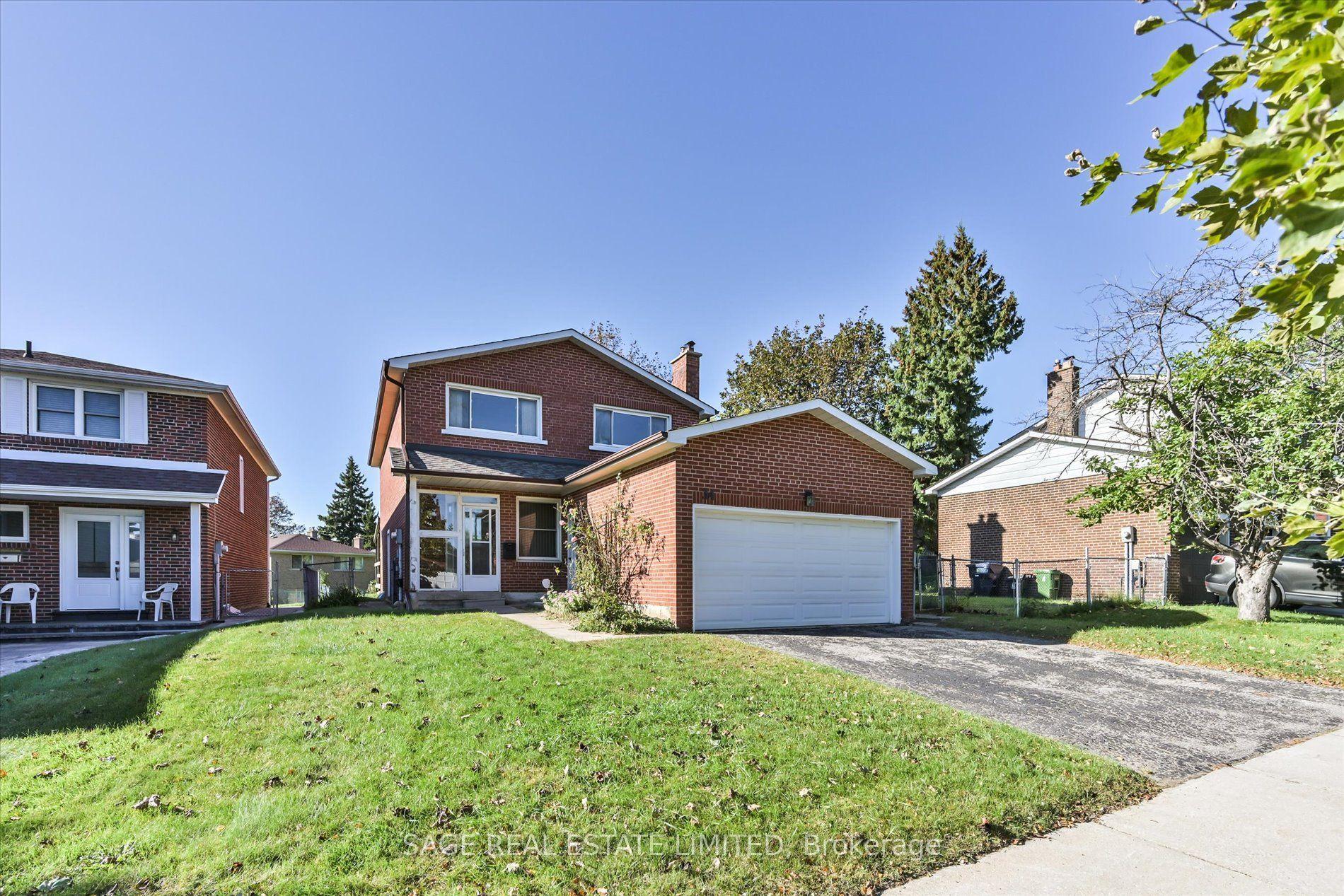 34 Craketts Avenue, Toronto — Detached for sale, photo 1