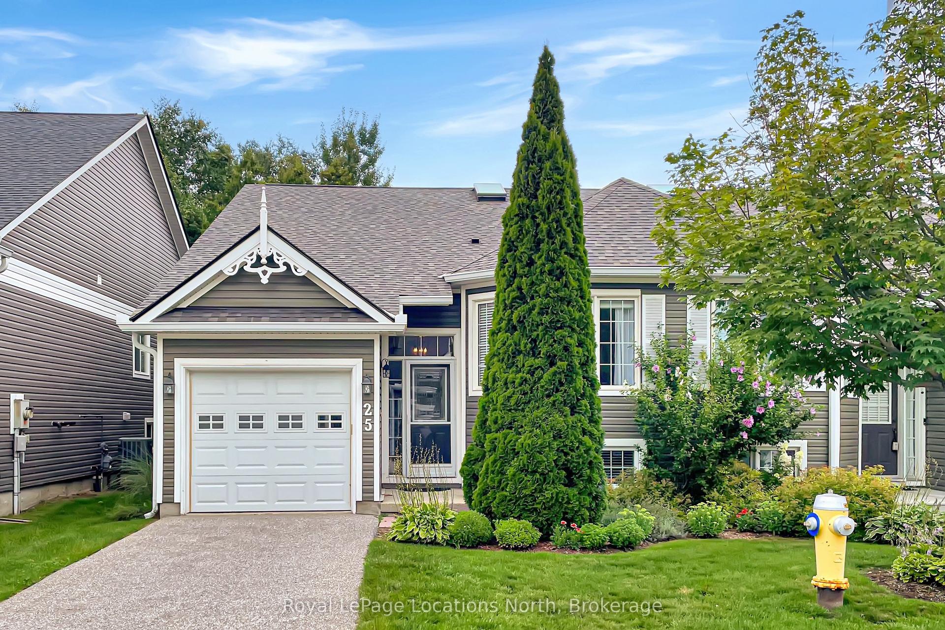 25 Green Briar Drive, Collingwood — Condo Town for sale, photo 1
