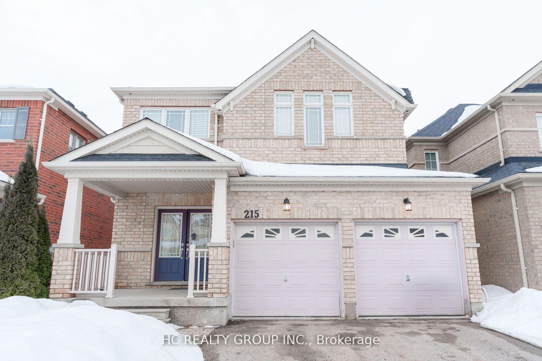 215 Armstrong Crescent W — photo 1