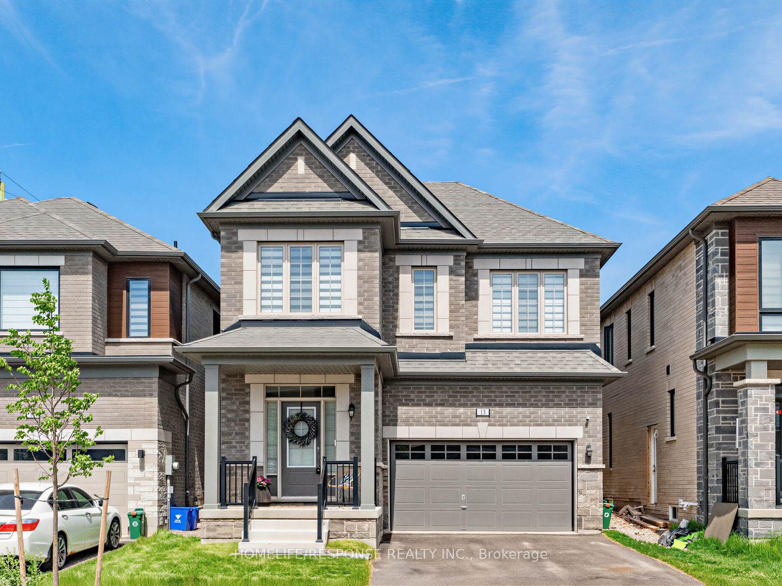 13 Stanley Leitch Drive — photo 1