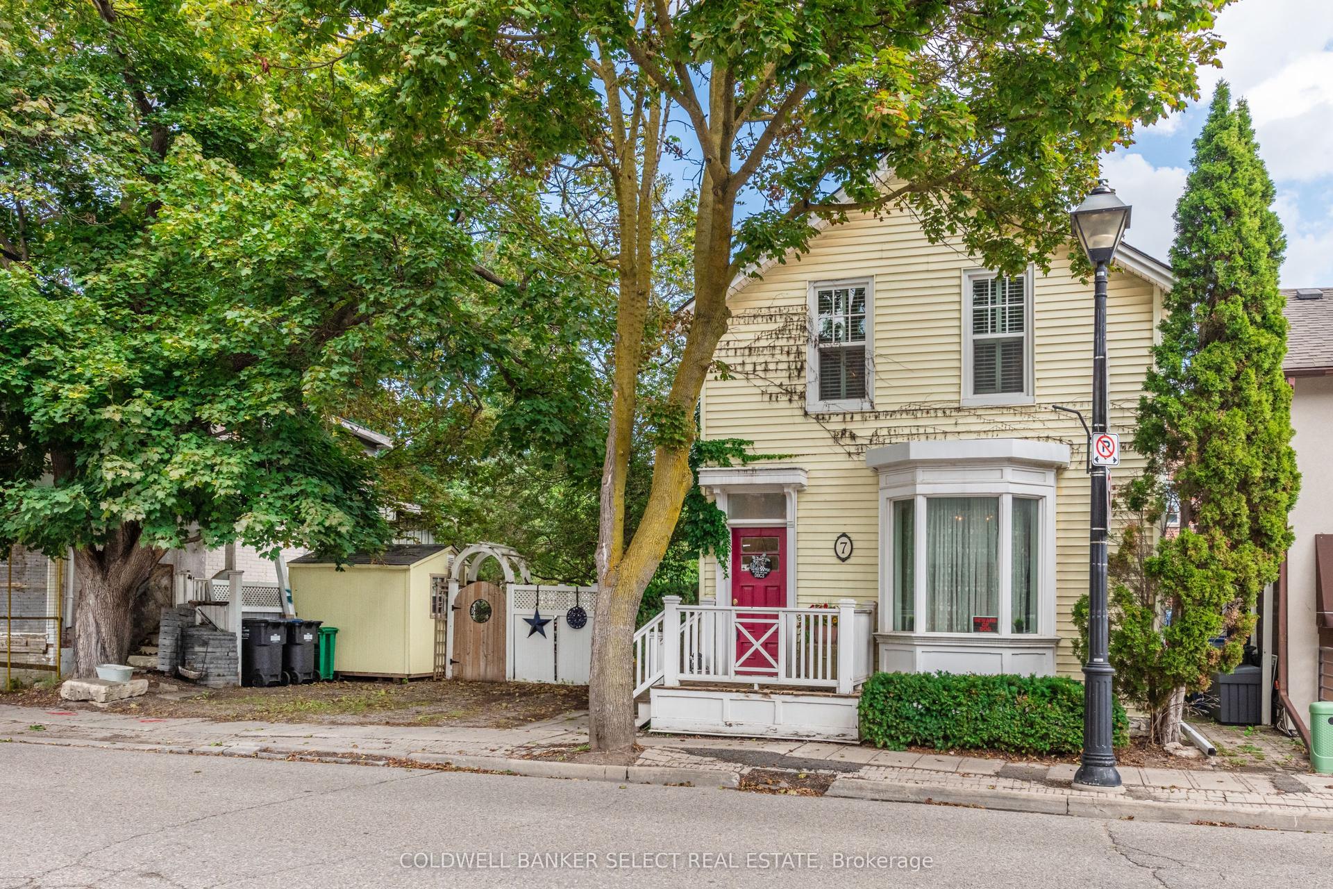 7 Chapel Street, Caledon — Detached for sale, photo 1