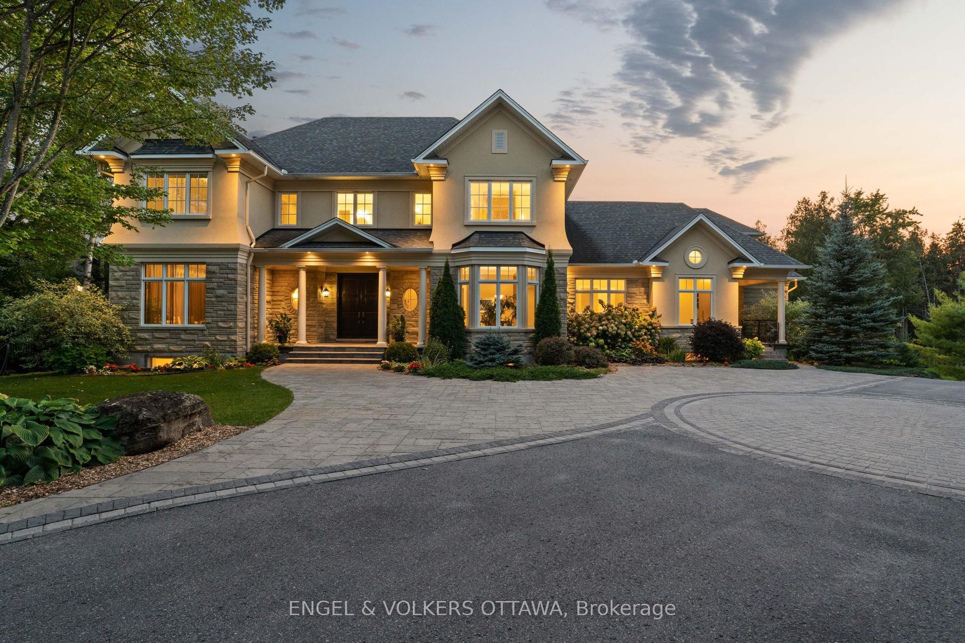 1408 Blackhorse Court — photo 1