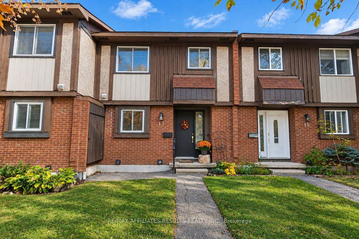 13 Pickford Drive 48 #48, Kanata — Condo Town for sale, photo 1