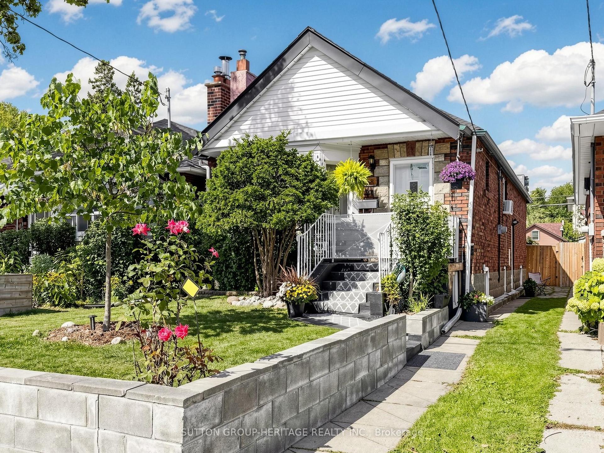 248 Westwood Avenue, Toronto — Detached for sale, photo 1