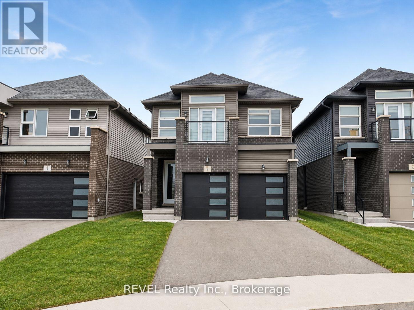 9 CAROLINE Street — photo 1