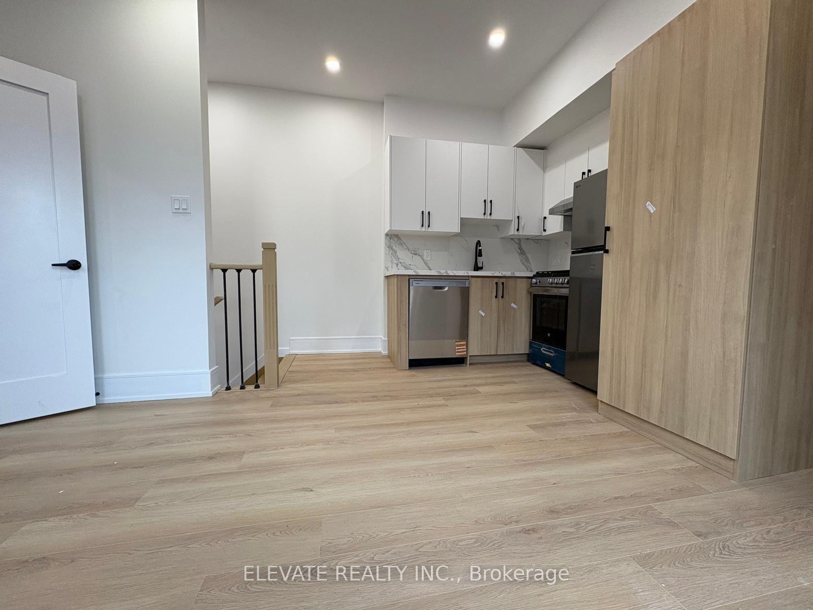 70 Lansdowne Avenue 3 #3 — photo 1