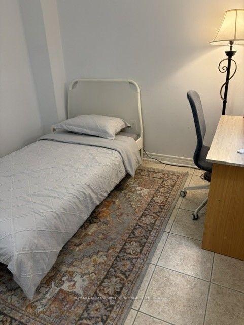 28 Ignatius Lane STUDIO BASEMENT #STUDIO BASEMENT, Toronto — Townhouse for lease, photo 1