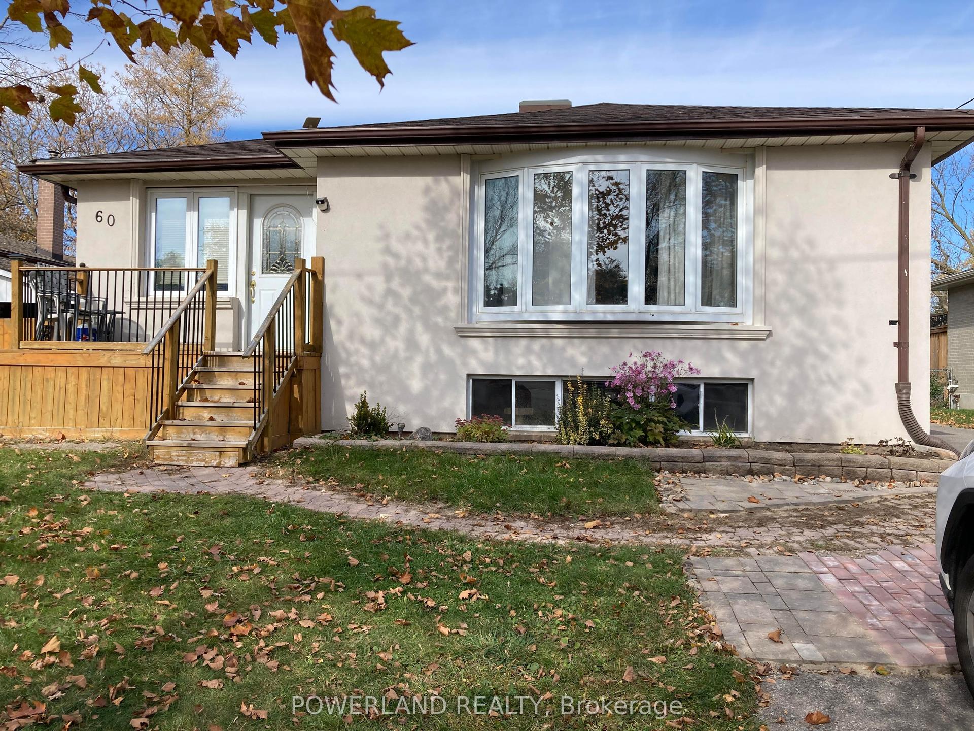 60 Collins Crescent Main #Main — photo 1