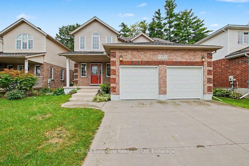 15 Sim Court, Cambridge — Detached for sale, photo 1