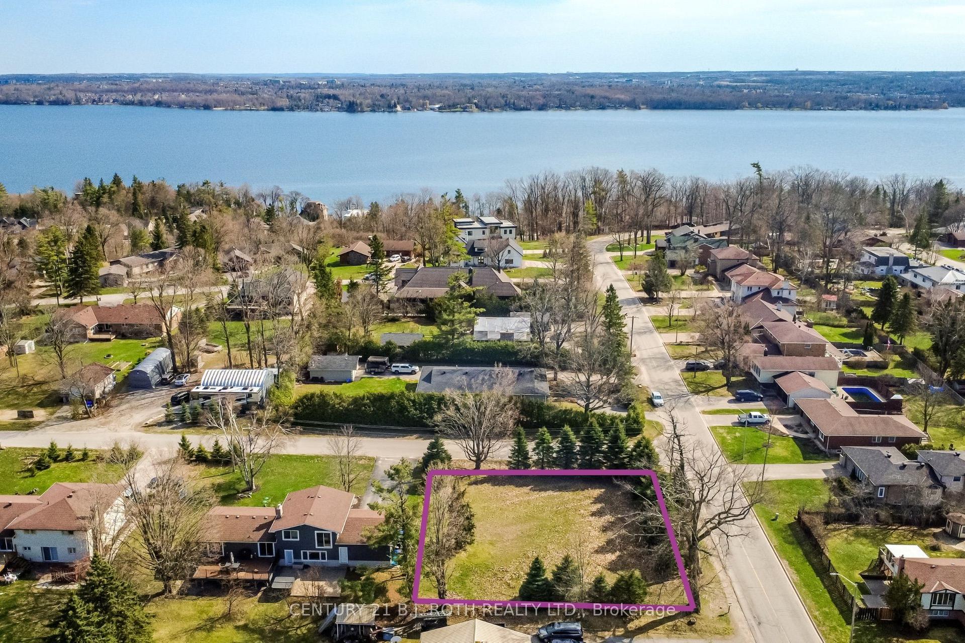 1 (part1) Baycrest Drive — photo 1