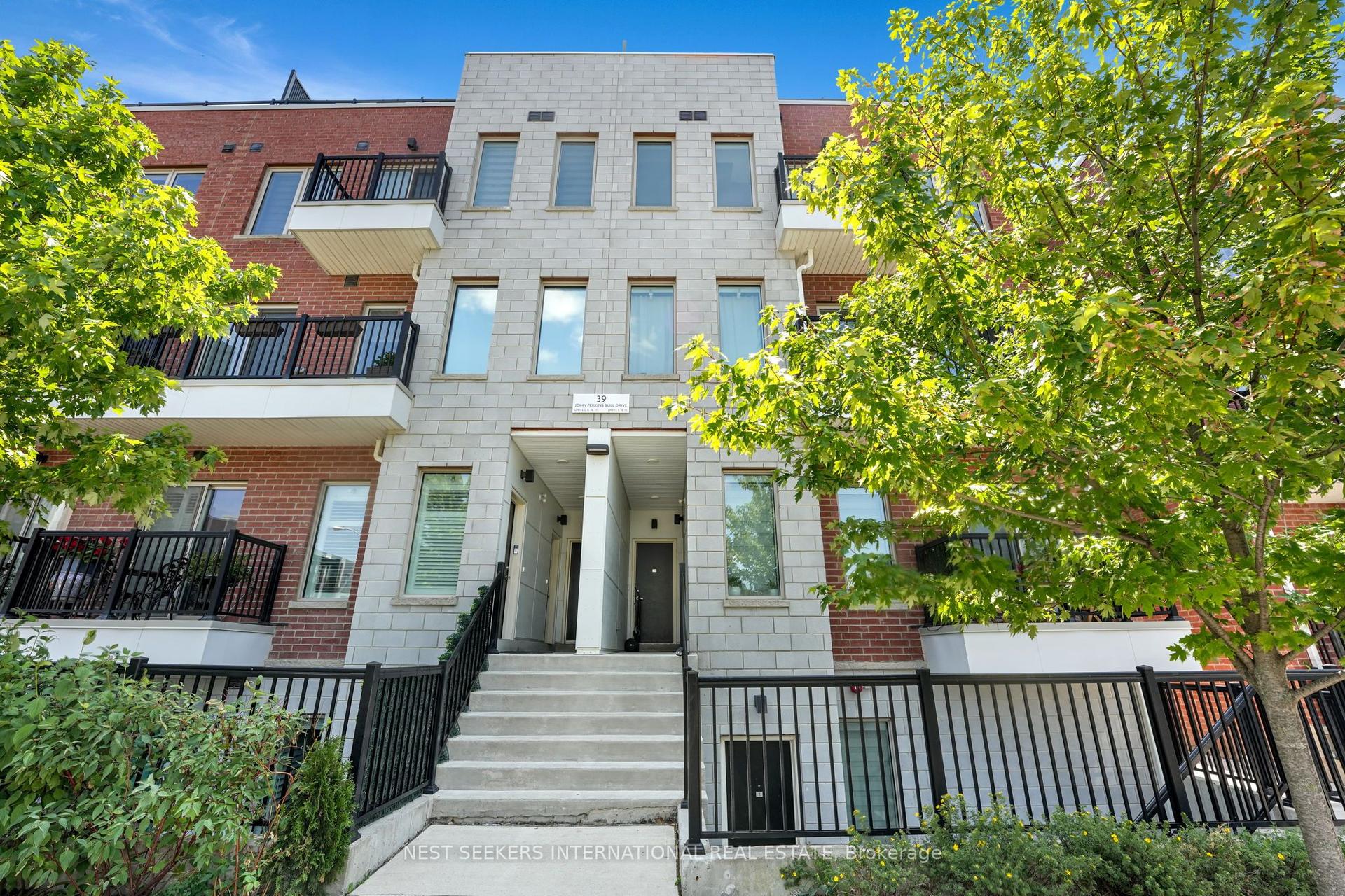 39 John Perkins Bull Drive 14 #14 — photo 1