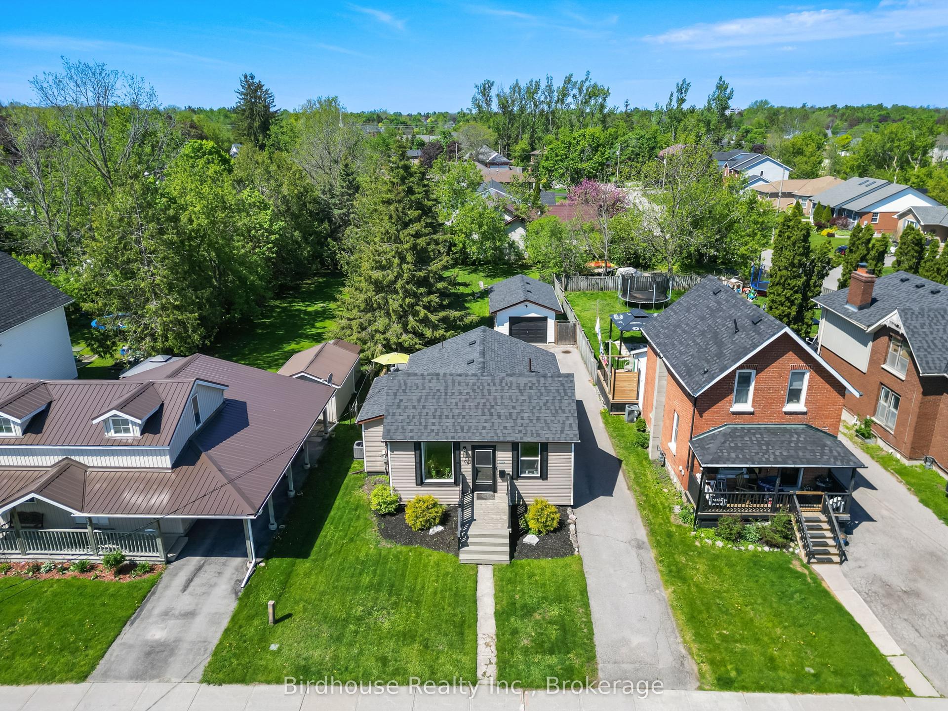 195 William Street N, Kawartha Lakes — Detached for sale, photo 1