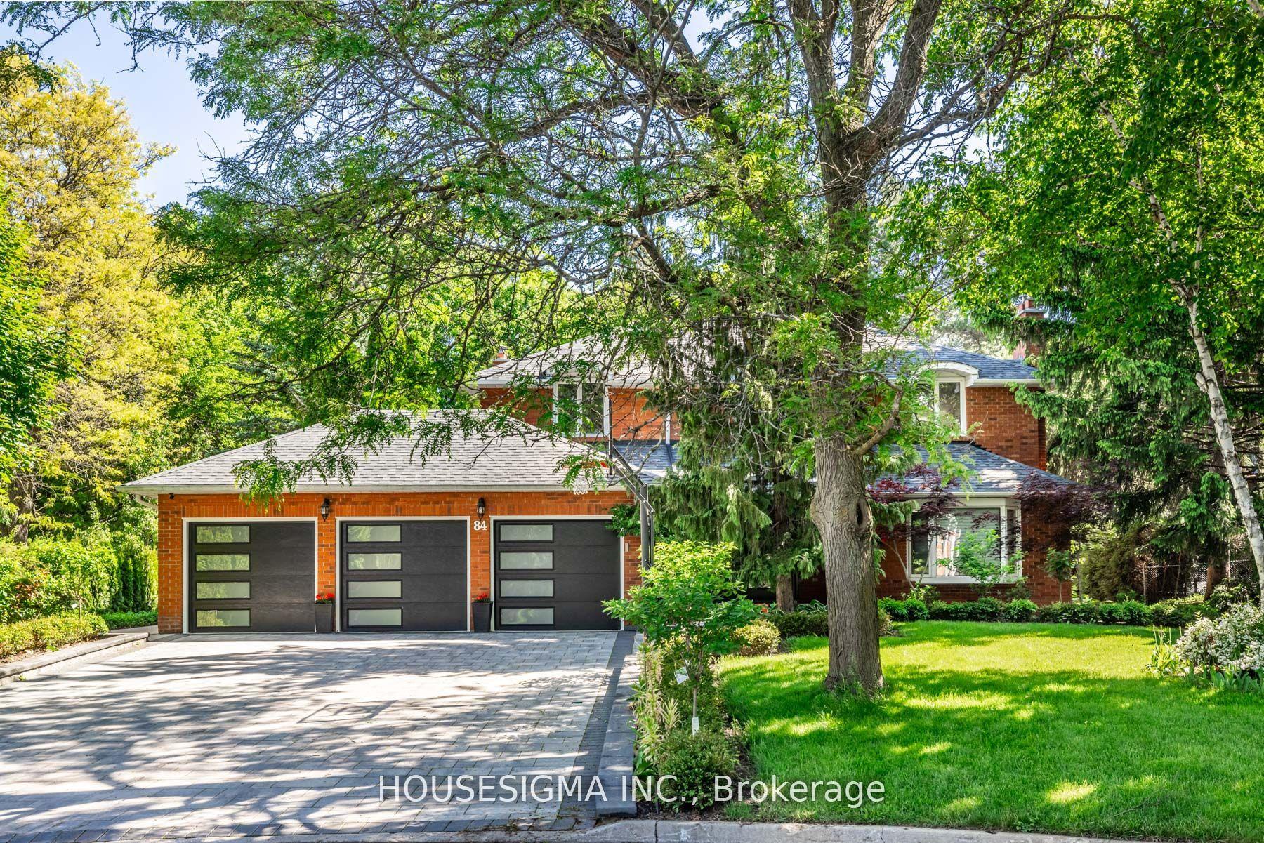 84 Cambridge Crescent — photo 1