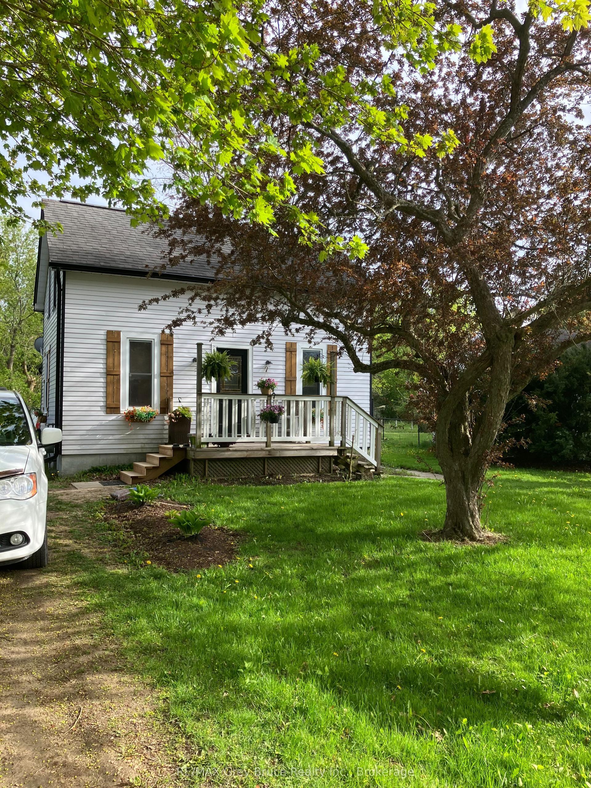 283 MARGARET Street — photo 1