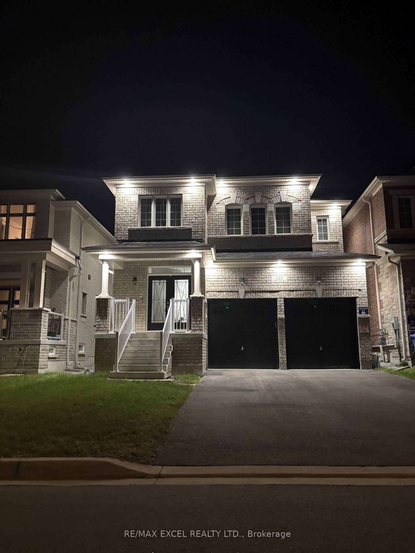 123 Fallharvest Way, Whitchurch-Stouffville — Detached for sale, photo 1