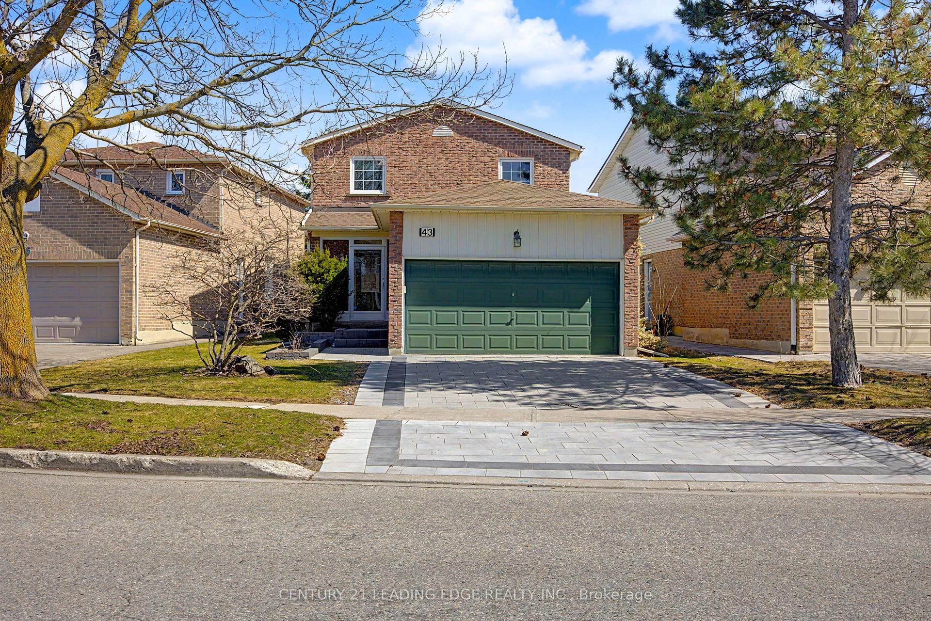 43 Nightstar Drive — photo 1