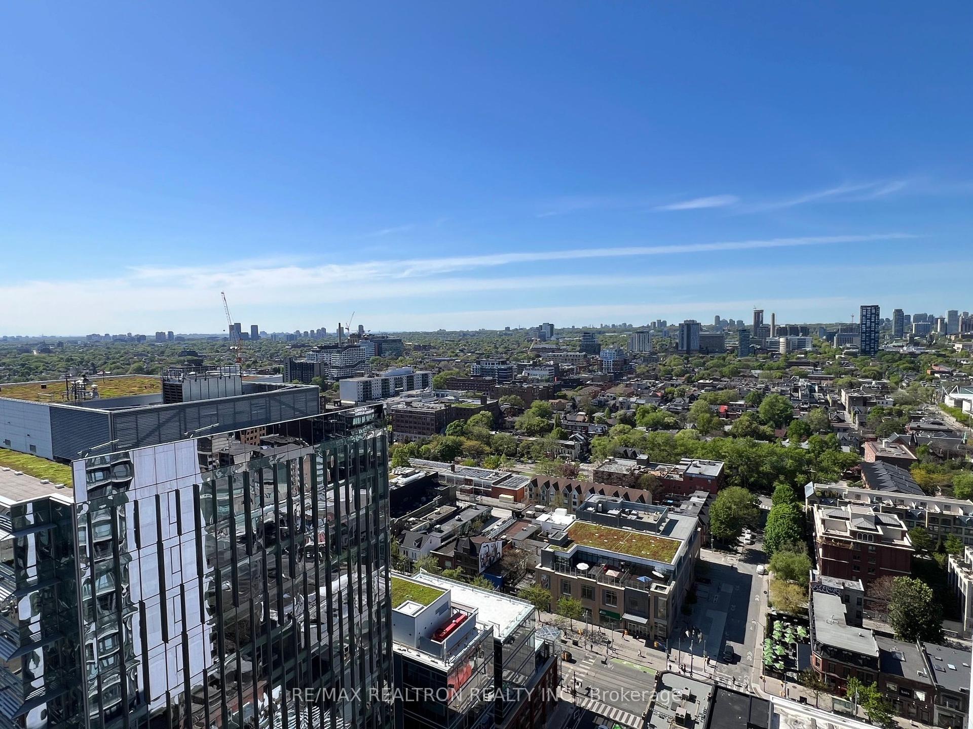 125 Peter Street 2404 #2404 — photo 1
