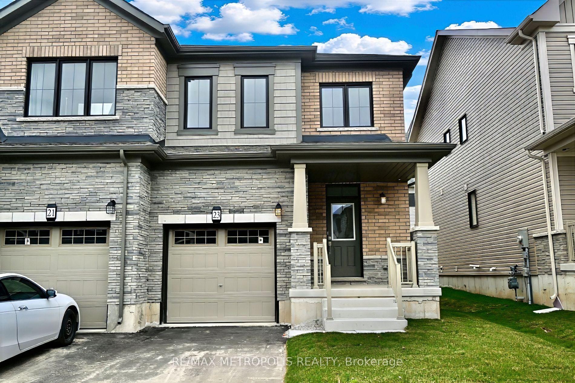 23 Lonsdale Road, Haldimand — Townhouse for lease, photo 1