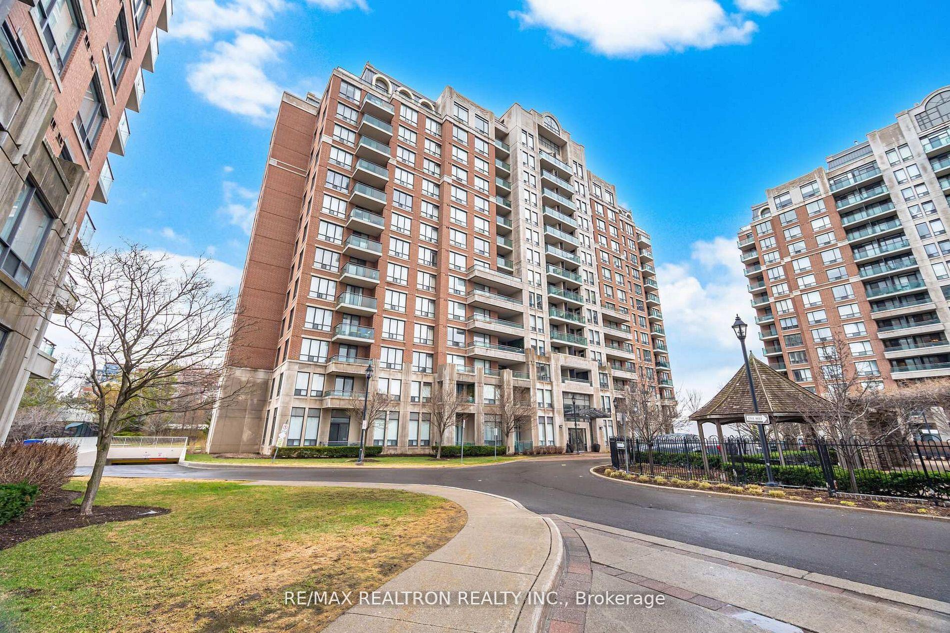 330 Red Maple Road 411 #411 — photo 1