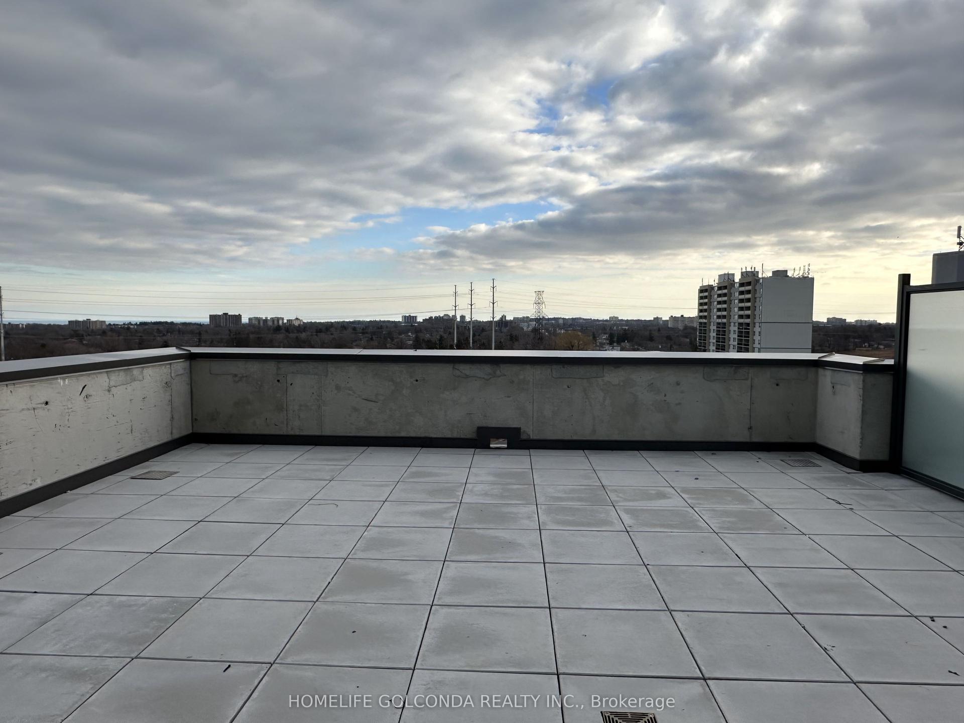 20 Meadowglen Place 905 #905, Toronto — Condo for lease, photo 1