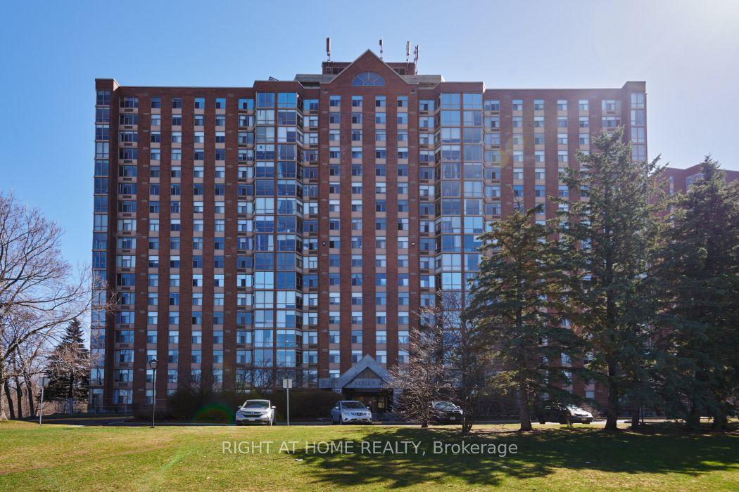 2759 Carousel Crescent 909 #909 — photo 1