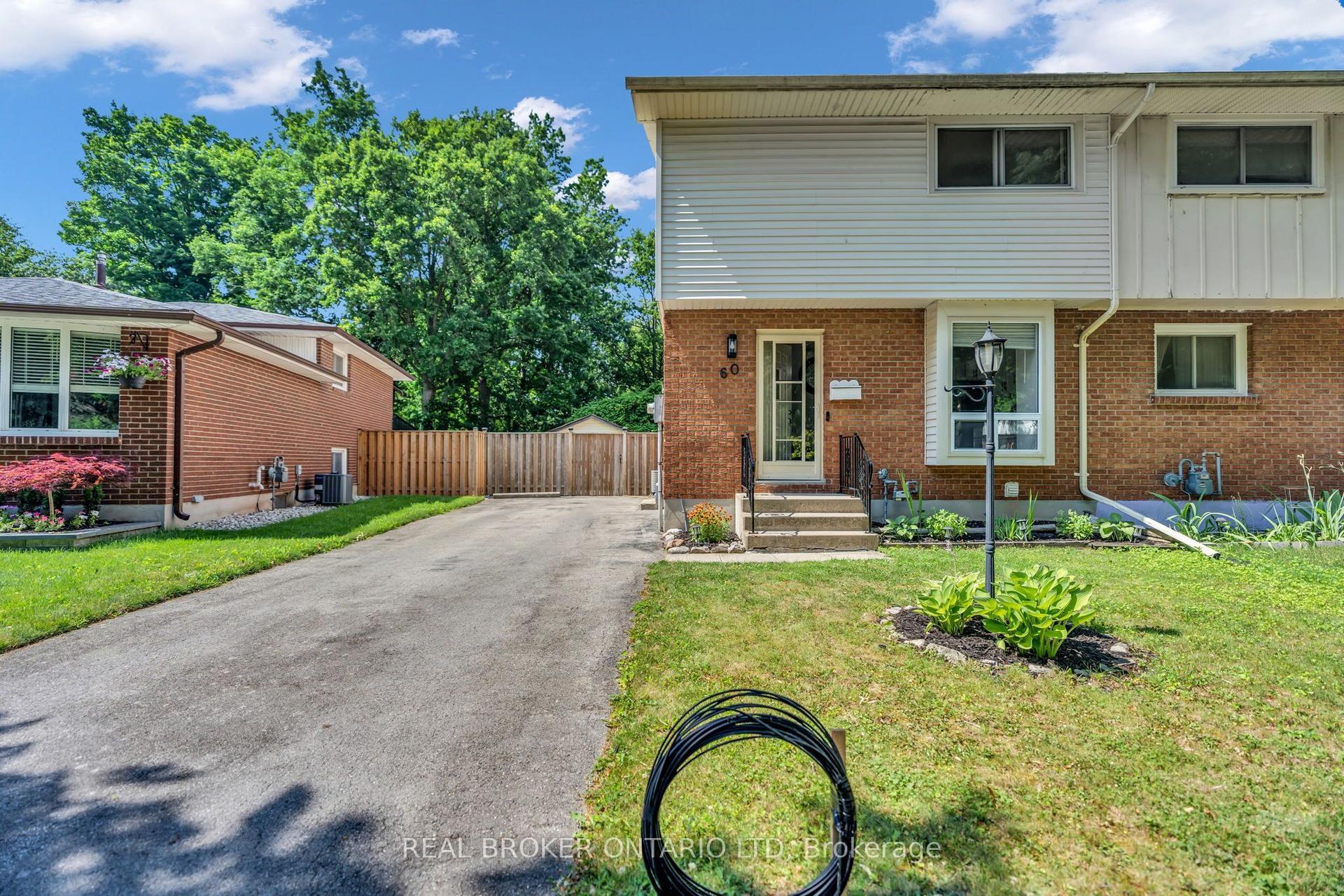 60 Tilipe Road, London East — Semi-Detached for lease, photo 1
