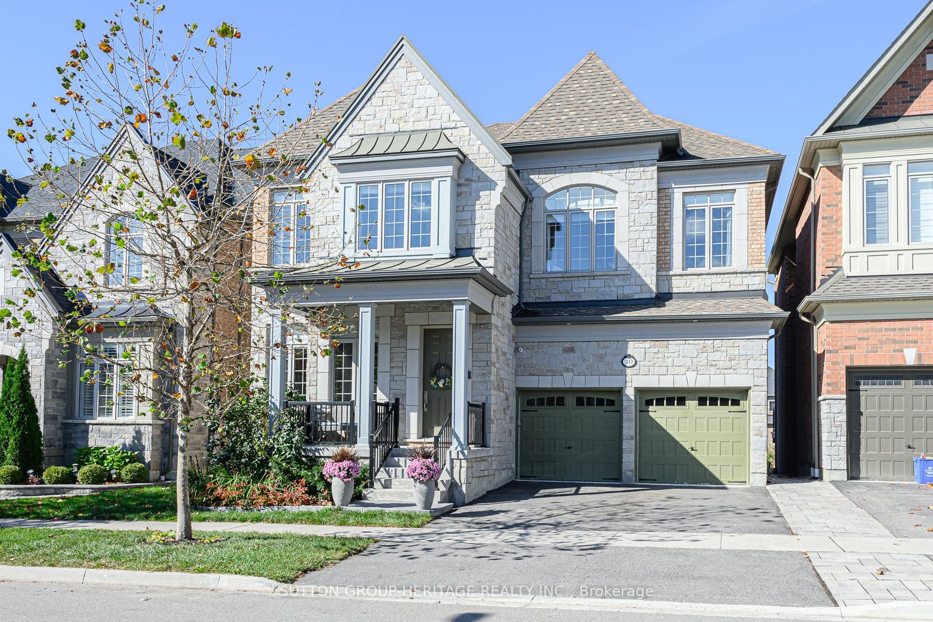 10 Beaverdams Drive, Whitby — Detached for sale, photo 1