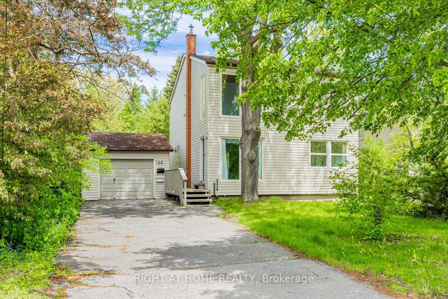 144 Wedgewood Drive, Toronto — Detached for sale, photo 1