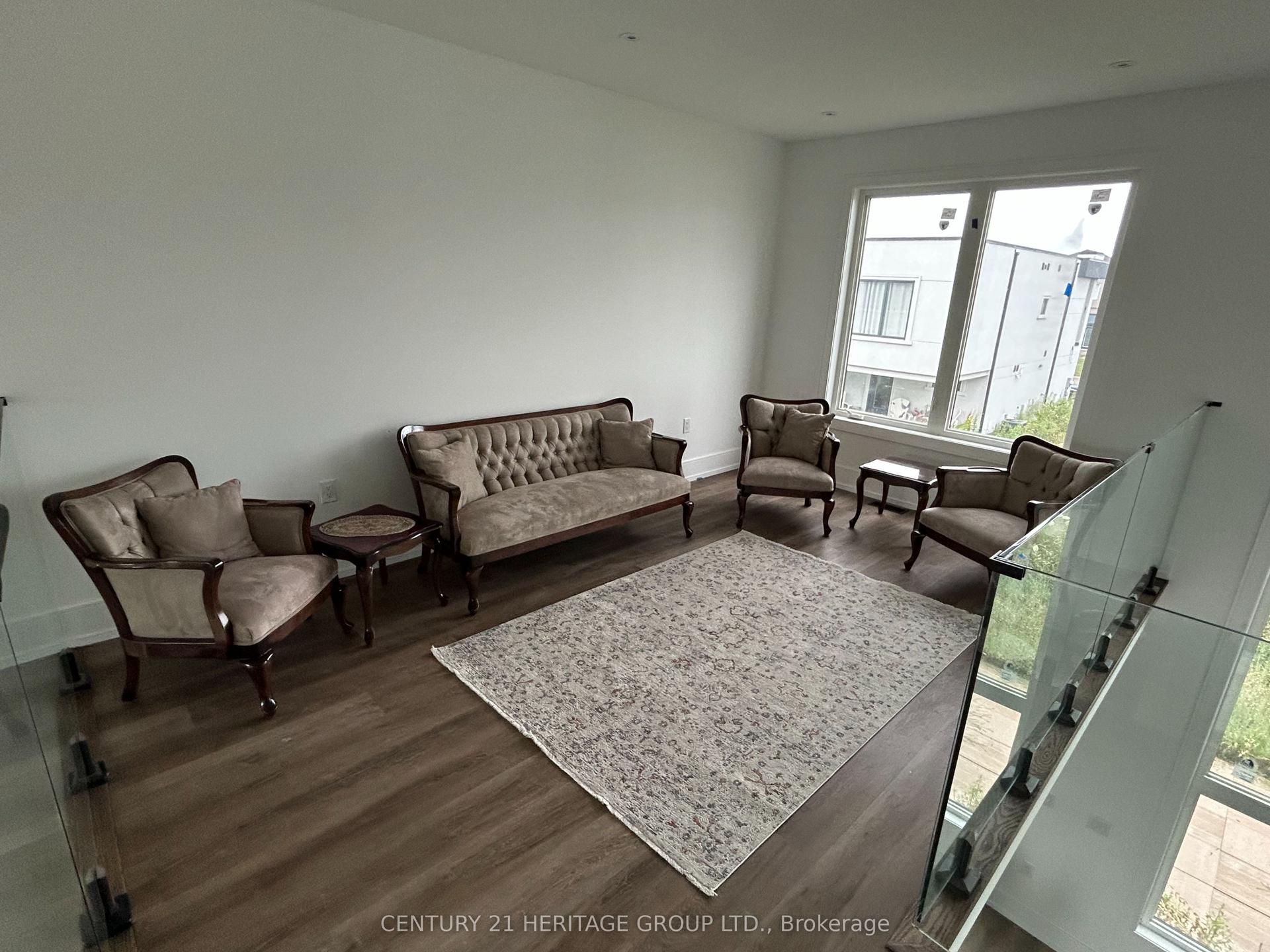 3714 Quayside Drive, Severn — Detached for lease, photo 1