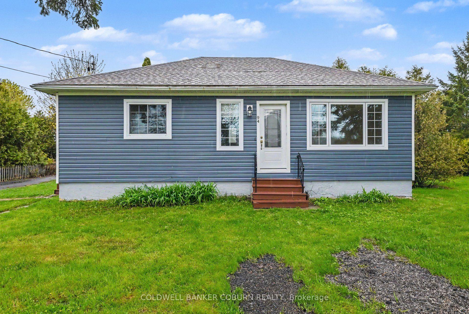 94 College Street — photo 1