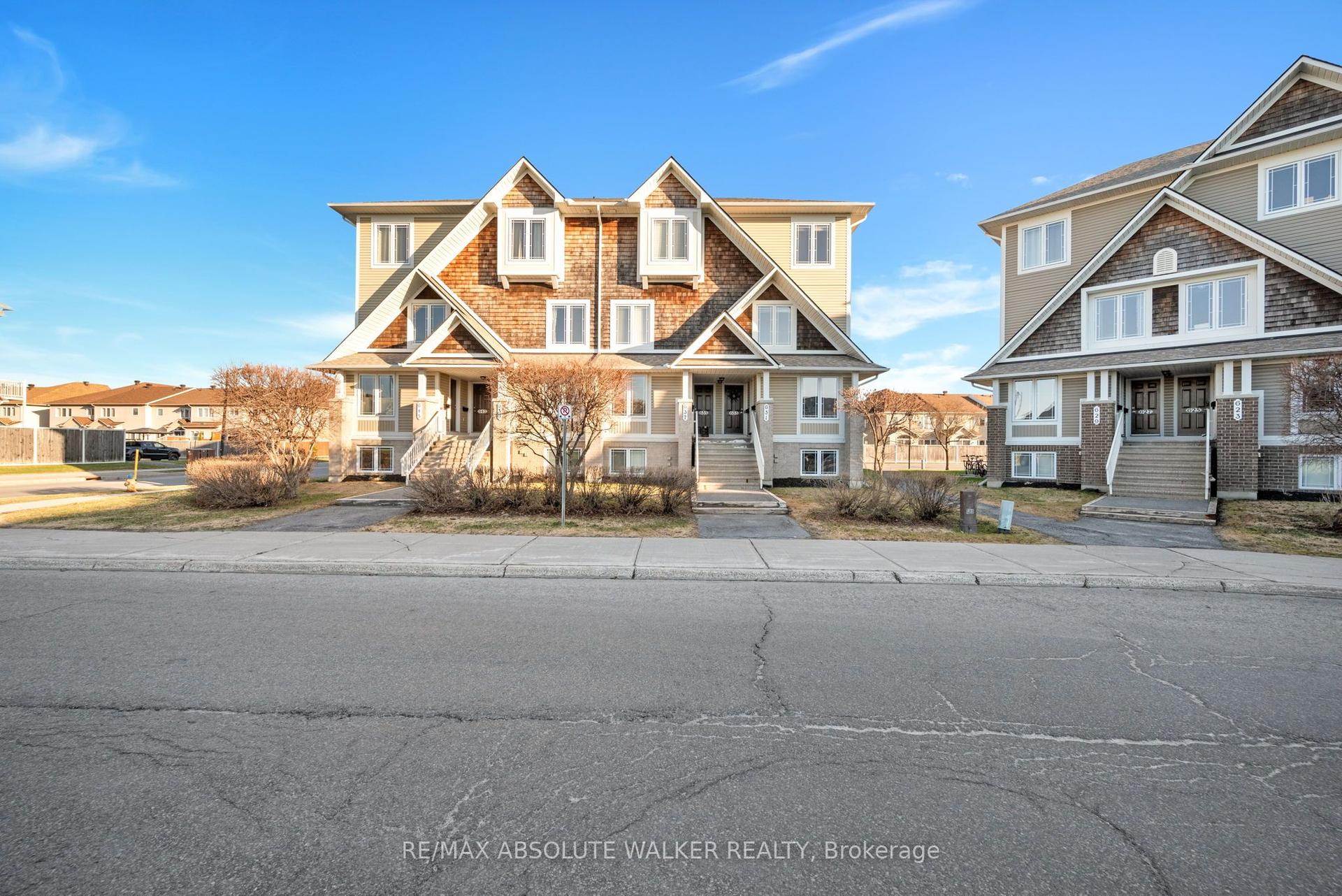 633 Lakeridge Drive 32 #32 — photo 1