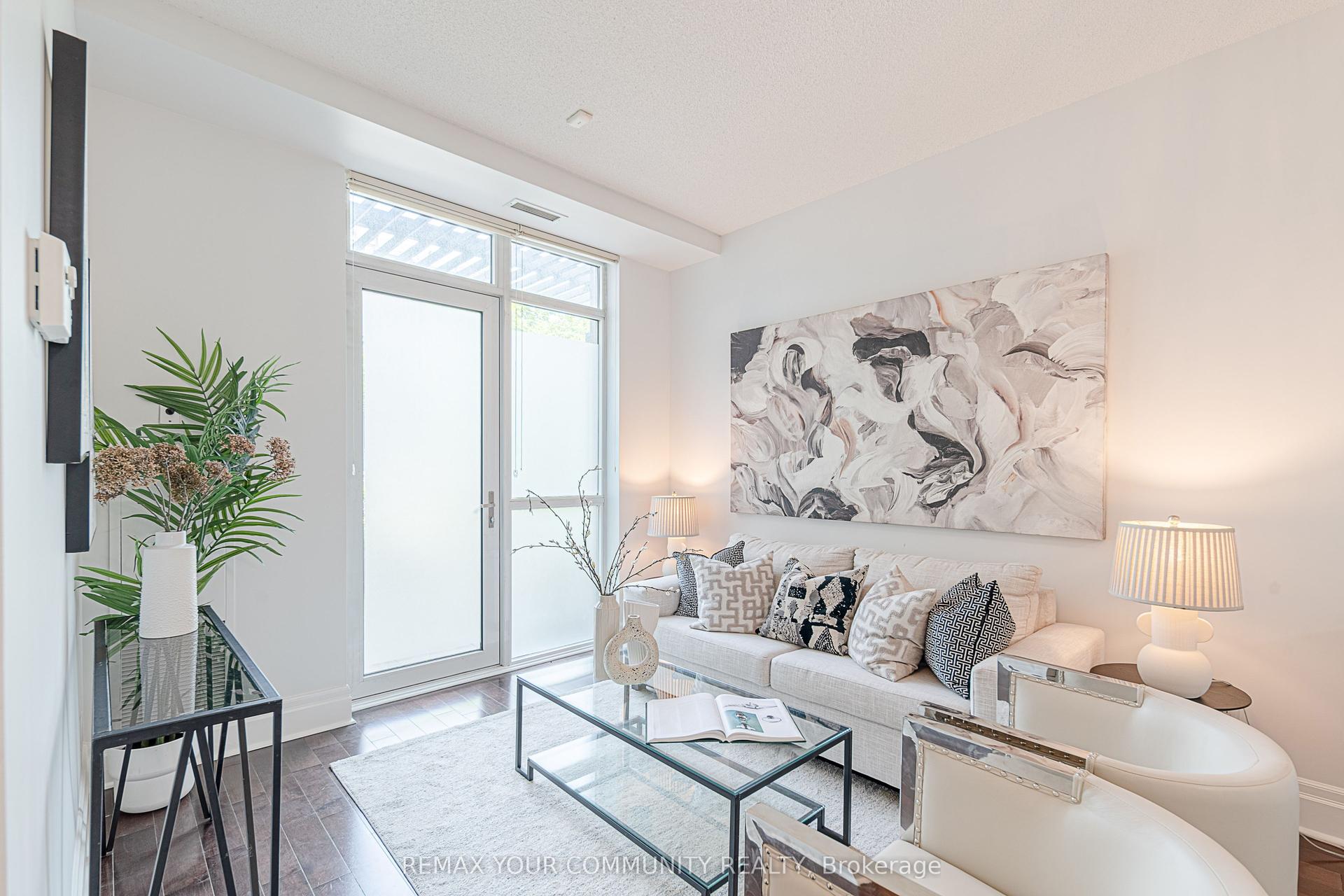 39 Upper Duke Crescent 102 #102, Markham — Condo for sale, photo 1