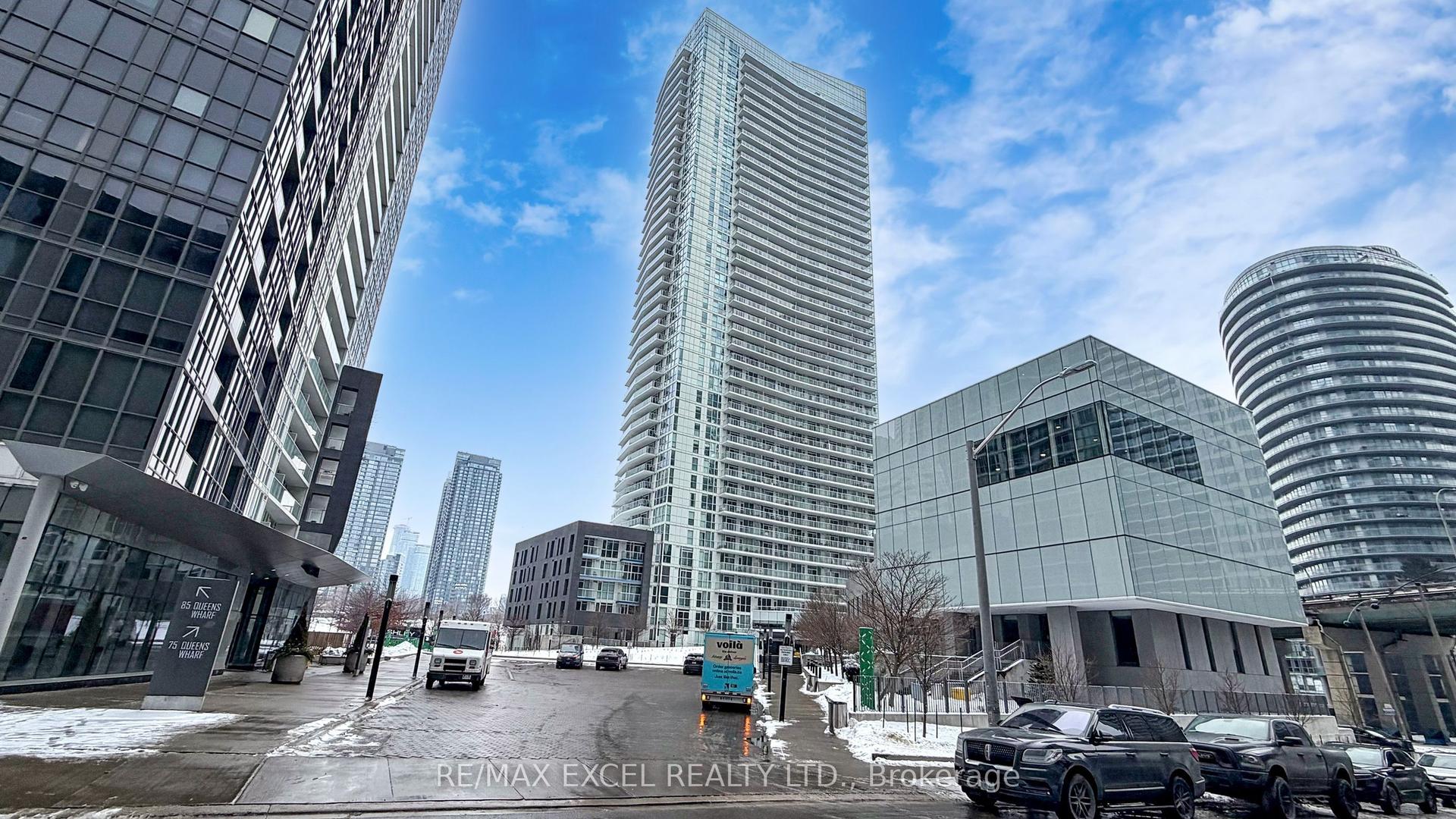 75 Queens Wharf Road 1606 #1606, Toronto — Condo for sale, photo 1