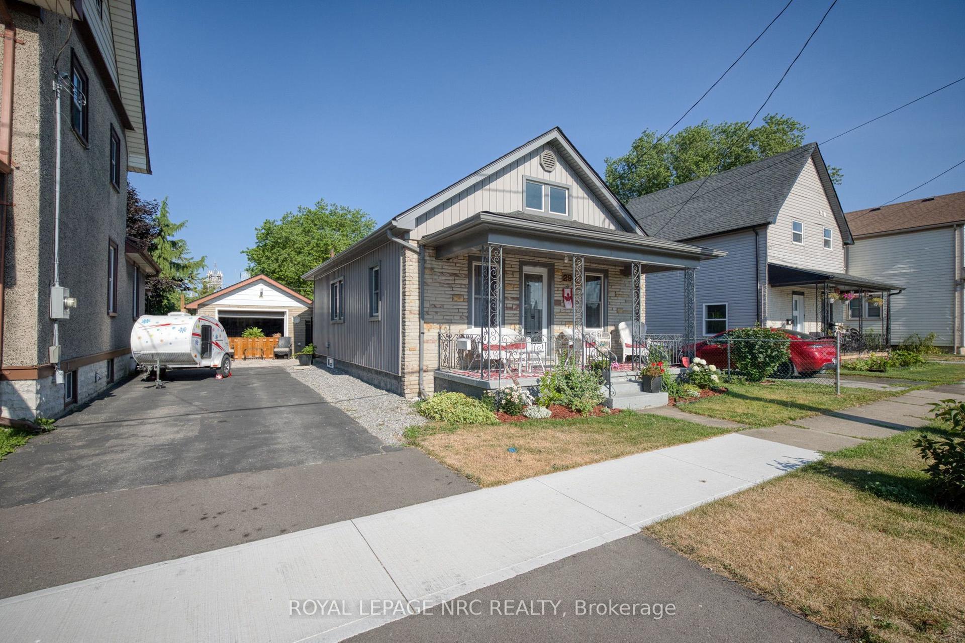 294 Davis Street, Port Colborne — Detached for sale, photo 1
